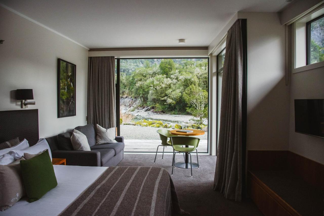 Milford Sound Lodge Екстер'єр фото
