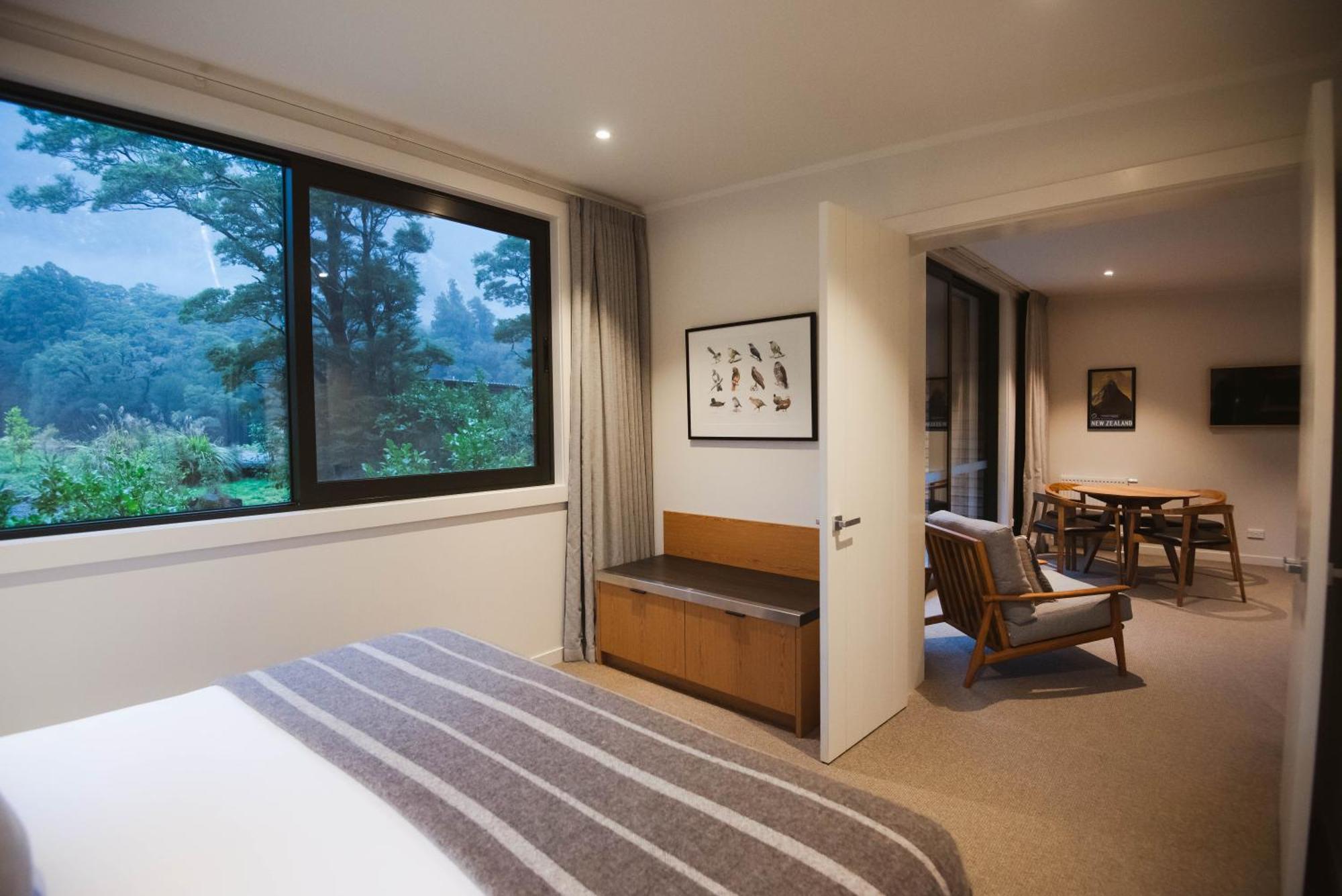 Milford Sound Lodge Екстер'єр фото